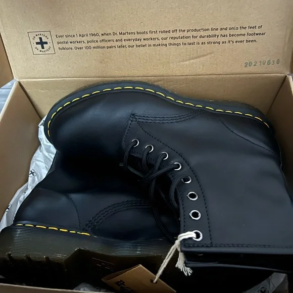 Dr. martens 1460 nappa leather boots - Picture 6 of 7